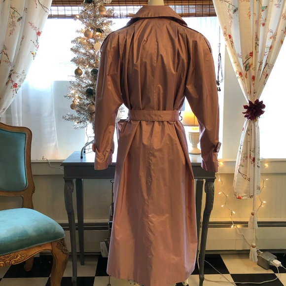 Coat - Picture 4 of 8